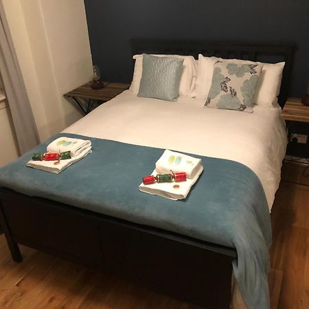 Pass The Keys Cozy Two Bed Flat Near Glasgow Airport & Paisley Ngoại thất bức ảnh