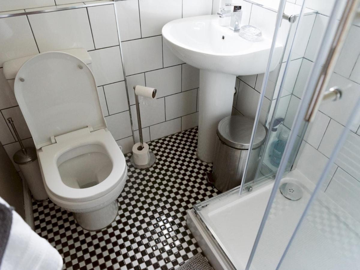 Pass The Keys Cozy Two Bed Flat Near Glasgow Airport & Paisley Ngoại thất bức ảnh